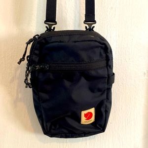 Small crossbody Fall Raven bag new